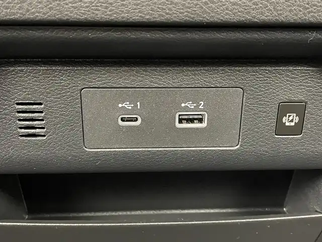 日産 セレナ e－パワー ハイウェイスター V 大阪府 2025(令7)年 0.1千km 黒 プロパイロット/　・インテリジェントエマージェンシーブレーキ/　・踏み間違い衝突防止アシスト/　・インテリジェントLI/　・インテリジェントBSI/　・RCTA/　・インテリジェントFCW/　・インテリジェントルームミラー/　・車両接近通報装置/純正SDナビ/　CD/DVD/Bluetooth/TV/フルセグ/バックカメラ/全方位カメラ/両側スライドドア/LEDヘッドライト/フォグランプ/純正１６インチアルミホイール/ブラインドスポットモニター/純正後席モニター