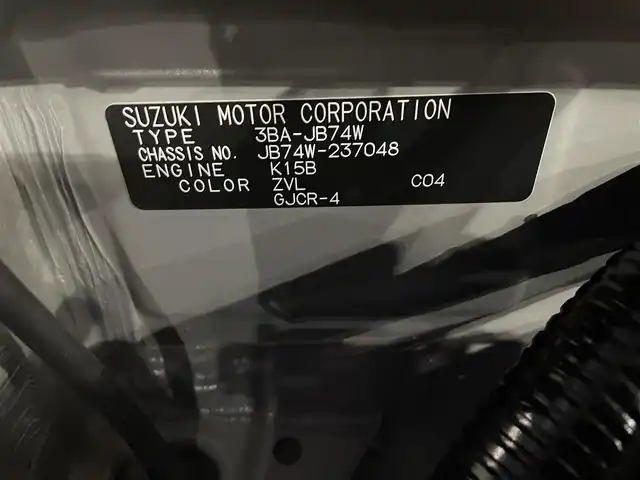 スズキ ジムニー シエラ JC 秋田県 2025(令7)年 0.2万km ミディアムグレー ４WD/セーフティーサポート /前席シートヒーター　/オートリトラミラー　/LEDヘッドライト　/プッシュスタート　/スマートキー　/スペアキー有り/クルーズコントロール　/クリアランスソナー /アイドリングストップ/レーンキープアシスト/衝突被害軽減システム　/横滑り防止措置/ヒルディセントコントロール/ヘッドライトウォッシャー/オートエアコン /オートライト/ステアリングリモコン装着車両/フォグライト /純正AW/ウィンカーミラー /保証書/取扱説明書