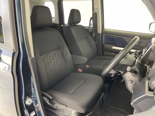 トヨタ ルーミー カスタムG－T 愛知県 2019(令1)年 3.4万km レーザーブルークリスタルシャイン 純正9型ナビ SDカードなし/全方位カメラ/両側パワースライドドア/クルーズコントロール/バックカメラ/コーナーセンサー/純正アルミホイール/LEDヘッドライト/オートマチックハイビーム/ドライブレコーダー/ETC/衝突軽減システム/フルセグ/CD DVD/Bluetooth/ステアリングスイッチ/スマートキー/プッシュスタート