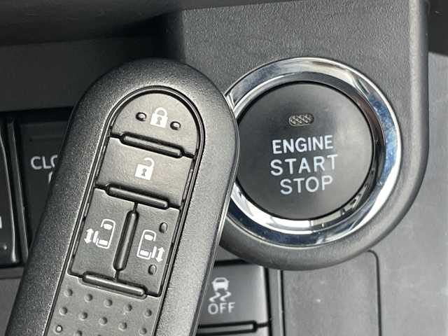 トヨタ ルーミー カスタムG－T 愛知県 2019(令1)年 3.4万km レーザーブルークリスタルシャイン 純正9型ナビ SDカードなし/全方位カメラ/両側パワースライドドア/クルーズコントロール/バックカメラ/コーナーセンサー/純正アルミホイール/LEDヘッドライト/オートマチックハイビーム/ドライブレコーダー/ETC/衝突軽減システム/フルセグ/CD DVD/Bluetooth/ステアリングスイッチ/スマートキー/プッシュスタート