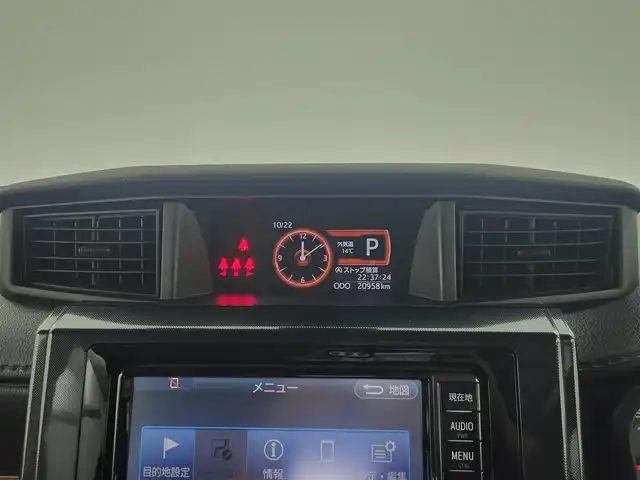 トヨタ ルーミー G S 愛知県 2017(平29)年 2.1万km 青 スマートアシスト/衝突回避支援機能/車線逸脱警報機能/ブレーキ制御付誤発進抑制機能/先行車発進お知らせ機能/クルーズコントロール/アイドリングストップ/両側パワースライドドア/純正7インチSDナビ/フルセグTV/CD/AM/FM/Bluetooth/AUX/前方ドライブレコーダー/シートヒーター/純正フロアマット/14インチアルミホイール/ホイール付スタッドレスタイヤ（社内積込）/スマートキー/ビルトインETC