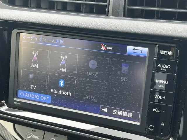 トヨタ アクア G 秋田県 2015(平27)年 15.2万km ダークバイオレットマイカメタリック 純正メモリナビ（CD/BT)/ワンセグ/バックカメラ/社外15インチアルミ（夏タイヤ装着）/スマートキー/アイドリングストップ/プッシュスタート/クルーズコントロール追従走行なし/車両接近通報装置/ステアリングスイッチ/純正フロアマット/社外ドアバイザー/ビルトインETC/オートライト/オートエアコン/パワーステアリング/パワーウィンドウ/ヘッドライトレベライザー/横滑り防止/寒冷地仕様/電動ウィンカーミラー/保証書/取扱説明書/記録簿/スペアキー×１