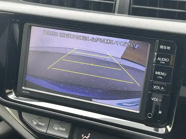 トヨタ アクア G 秋田県 2015(平27)年 15.2万km ダークバイオレットマイカメタリック 純正メモリナビ（CD/BT)/ワンセグ/バックカメラ/社外15インチアルミ（夏タイヤ装着）/スマートキー/アイドリングストップ/プッシュスタート/クルーズコントロール追従走行なし/車両接近通報装置/ステアリングスイッチ/純正フロアマット/社外ドアバイザー/ビルトインETC/オートライト/オートエアコン/パワーステアリング/パワーウィンドウ/ヘッドライトレベライザー/横滑り防止/寒冷地仕様/電動ウィンカーミラー/保証書/取扱説明書/記録簿/スペアキー×１