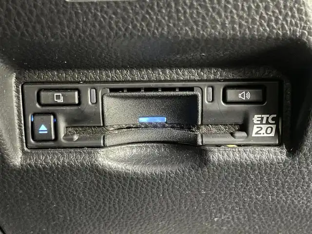 トヨタ ノア ハイブリッド S－Z 岡山県 2023(令5)年 1.3万km グリッターブラックガラスフレーク 純正10.5インチディスプレイオーディオナビ/・Bluetooth/地デジ/カープレイ/DVD/CD/HDMI/バックカメラ/純正14インチフリップダウンモニター/快適利便パッケージ/・後席シートヒーター /・パワーバックドア /・2列目オットマン/セーフティセンス /レーダークルーズコントロール/LEDライト/ハーフレザーシート /シートヒーター /ステアリングヒーター/ビルトインETC2.0/プッシュスタート /スマートキー/両側パワースライドドア/前後ドライブレコーダー/オートライト