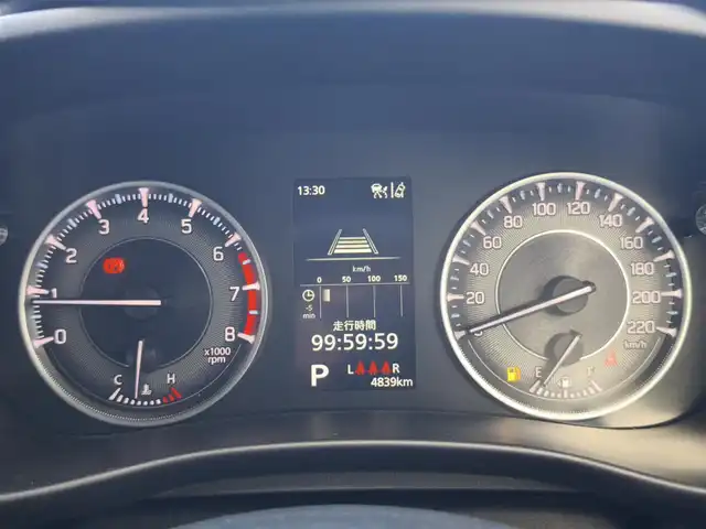 スズキ フロンクス 熊本県 2025(令7)年 0.5万km シルバー ワンオーナー/純正ナビ/【フルセグTV/BT/USB/HDMI】/全方位カメラ/TVキャンセラー/スズキセーフティサポート/衝突軽減ブレーキ/車線逸脱警報/コーナーセンサー/アダプティブクルーズコントロール/ブラインドスポットモニター/ヘッドアップディスプレイ/パドルシフト/ETC/純正16インチAW/ハーフレザーシート/D/Nシートヒーター/ワイヤレス充電/前後ドライブレコーダー/電子パーキング/オートホールド/LEDオートライト/ヘッドライトレベライザー/アイドリングストップ/社外フロアマット/スペアキー/取扱説明書(車両/ナビ)/保証書