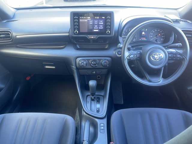 トヨタ ヤリス X 福島県 2022(令4)年 5.8万km ブラック 4WD 寒冷地仕様 純正ナビ bluetooth バックカメラ 衝突軽減ブレーキ クルーズコントロール追従有 コーナーセンサー ETC レーンキープアシスト 純正フロアマット スマートキー