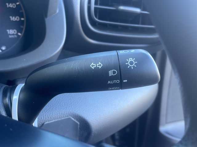 トヨタ ヤリス X 福島県 2022(令4)年 5.8万km ブラック 4WD 寒冷地仕様 純正ナビ bluetooth バックカメラ 衝突軽減ブレーキ クルーズコントロール追従有 コーナーセンサー ETC レーンキープアシスト 純正フロアマット スマートキー