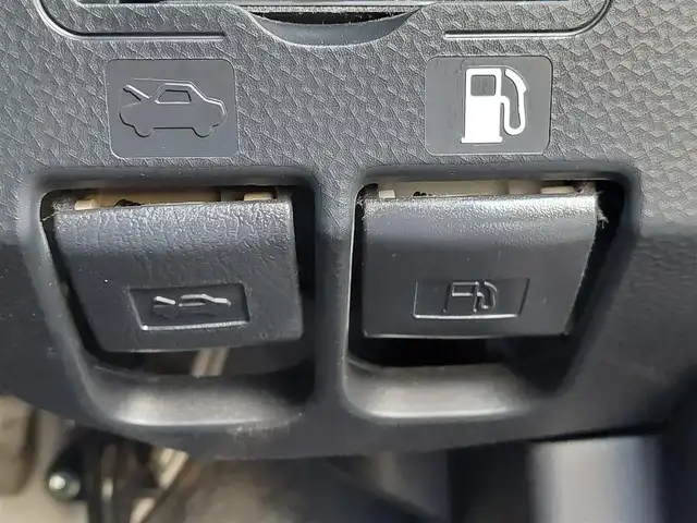 ダイハツ トール カスタムG ターボ 東京都 2020(令2)年 2.3万km ブラックマイカメタリック/パールホワイトⅢ 2トーン ワンオーナー/スマートアシスト/・衝突回避ブレーキ/・誤発進抑制制御/・車線逸脱警報機能/・先行車発進お知らせ機能/・アダプティブクルーズコントロール/・コーナーセンサー/・パノラマモニター/プッシュスタート/アイドリングストップ/純正ディスプレイオーディオ/フルセグTV/ETC/ドライブレコーダー/両側パワースライドドア/後席ロールサンシェード/LEDヘッドライト/オートライト/ドアバイザー/15インチ純正アルミホイール/スマートキー