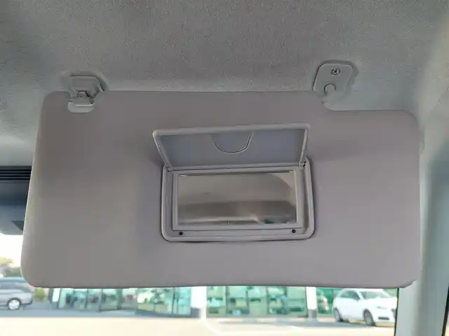 ダイハツ トール カスタムG ターボ 東京都 2020(令2)年 2.3万km ブラックマイカメタリック/パールホワイトⅢ 2トーン ワンオーナー/スマートアシスト/・衝突回避ブレーキ/・誤発進抑制制御/・車線逸脱警報機能/・先行車発進お知らせ機能/・アダプティブクルーズコントロール/・コーナーセンサー/・パノラマモニター/プッシュスタート/アイドリングストップ/純正ディスプレイオーディオ/フルセグTV/ETC/ドライブレコーダー/両側パワースライドドア/後席ロールサンシェード/LEDヘッドライト/オートライト/ドアバイザー/15インチ純正アルミホイール/スマートキー