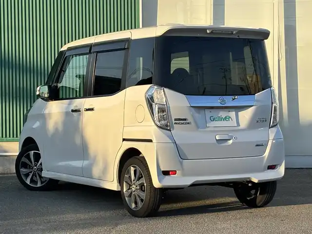 日産 デイズ ルークス ハイウェイスターX Gパッケージ 福岡県 2015(平27)年 9.7万km ホワイトパール 両側電動スライドドア/純正アルミホイール/純正フロアマット/LEDオートライト/KENWOODSDナビ(BT、ワンセグTV、CD/DVD)/全方位カメラ/アイドリングストップ/スマートキー/スペアキー/サンシェード