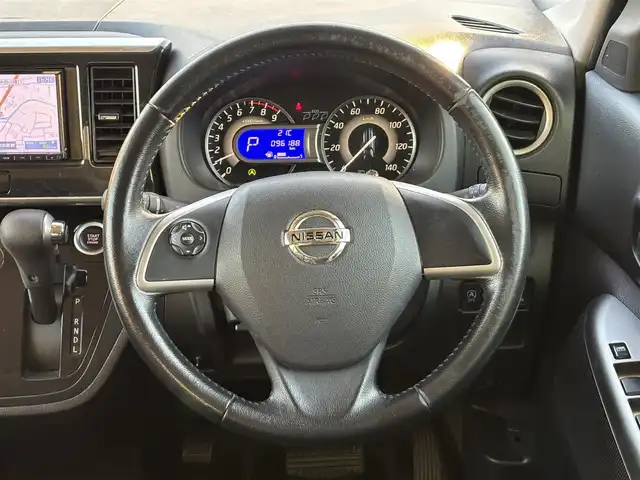 日産 デイズ ルークス ハイウェイスターX Gパッケージ 福岡県 2015(平27)年 9.7万km ホワイトパール 両側電動スライドドア/純正アルミホイール/純正フロアマット/LEDオートライト/KENWOODSDナビ(BT、ワンセグTV、CD/DVD)/全方位カメラ/アイドリングストップ/スマートキー/スペアキー/サンシェード