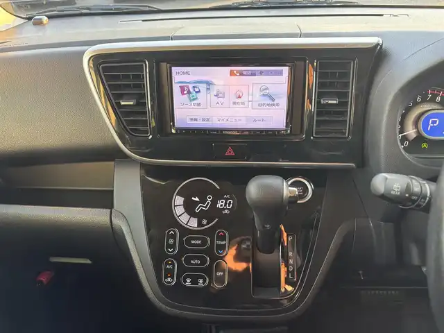 日産 デイズ ルークス ハイウェイスターX Gパッケージ 福岡県 2015(平27)年 9.7万km ホワイトパール 両側電動スライドドア/純正アルミホイール/純正フロアマット/LEDオートライト/KENWOODSDナビ(BT、ワンセグTV、CD/DVD)/全方位カメラ/アイドリングストップ/スマートキー/スペアキー/サンシェード