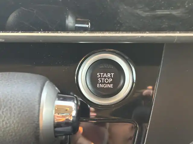 日産 デイズ ルークス ハイウェイスターX Gパッケージ 福岡県 2015(平27)年 9.7万km ホワイトパール 両側電動スライドドア/純正アルミホイール/純正フロアマット/LEDオートライト/KENWOODSDナビ(BT、ワンセグTV、CD/DVD)/全方位カメラ/アイドリングストップ/スマートキー/スペアキー/サンシェード