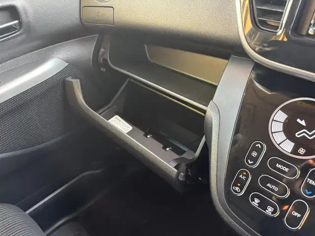 日産 デイズ ルークス ハイウェイスターX Gパッケージ 福岡県 2015(平27)年 9.7万km ホワイトパール 両側電動スライドドア/純正アルミホイール/純正フロアマット/LEDオートライト/KENWOODSDナビ(BT、ワンセグTV、CD/DVD)/全方位カメラ/アイドリングストップ/スマートキー/スペアキー/サンシェード