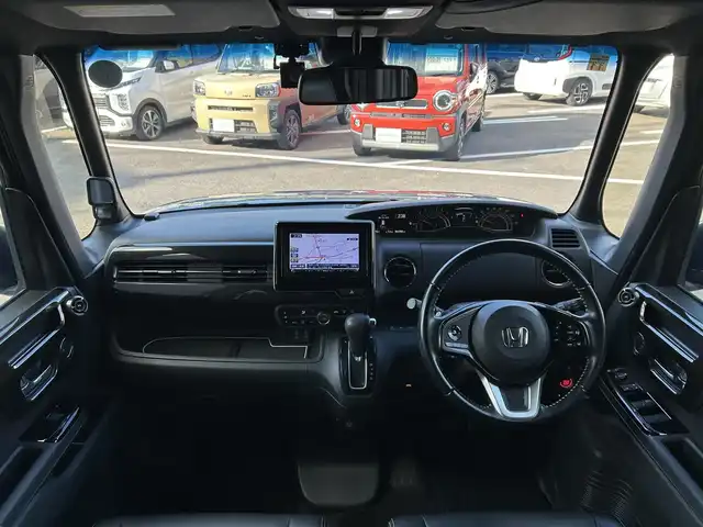 ホンダ Ｎ ＢＯＸ カスタム G EX ターボ ホンダセンシング 佐賀県 2018(平30)年 6.5万km シャイニンググレーM ホンダセンシング/レーダークルーズコントロール/社外SDナビ/・バックカメラ/・フルセグTV/BT/CD/DVD/両側パワースライドドア/純正15インチAW/ドライブレコーダー(ZDR-014)/ETC/LEDヘッドライト/オートライト/フォグランプ/ハーフレザーシート/プッシュスタート/パドルシフト/社外スピーカー/全席アームレスト/ISOFIX/エアバックW/サイド/カーテン/スペアキー×1/取扱説明書/保証書