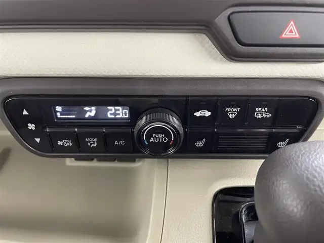 ホンダ Ｎ ＢＯＸ G L ホンダセンシング 道央・札幌 2019(平31)年 5.3万km ブリリアントスポーティブルーメタリック2トーン ・4WD/・コンフォートビューパッケージ/・純正メモリナビ(VXM-194VFi)/・DVD/CD/SD/iPod/フルセグ/・バックカメラ/・ビルトインETC/・社外前方ドライブレコーダー/・ホンダセンシング/・アダプティブクルーズコントロール/・横滑り防止装置/・片側パワースライドドア/・前席シートヒーター/・LEDヘッドライト/・オートライト/・2列目サンシェード/・社外14インチAW/・純正フロアマット/・プッシュスタート/・スマートキー