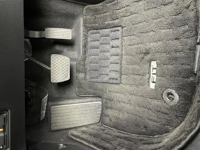 ホンダ フィット e:HEVリュクス 群馬県 2020(令2)年 2.6万km シャイニンググレーM 純正９インチナビ バックカメラ 前席シートヒーター ホンダセンシング 禁煙車 純正アルミホイール 前後ドラレコ ビルトインETC LEDヘッドライト オートライト ブレーキホールド プッシュスタート