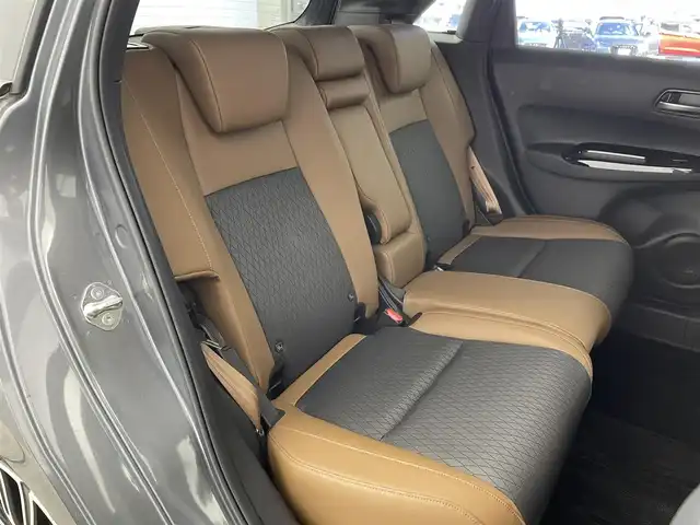 ホンダ フィット e:HEVリュクス 群馬県 2020(令2)年 2.6万km シャイニンググレーM 純正９インチナビ バックカメラ 前席シートヒーター ホンダセンシング 禁煙車 純正アルミホイール 前後ドラレコ ビルトインETC LEDヘッドライト オートライト ブレーキホールド プッシュスタート