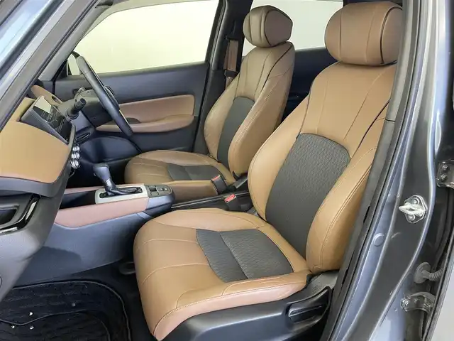 ホンダ フィット e:HEVリュクス 群馬県 2020(令2)年 2.6万km シャイニンググレーM 純正９インチナビ バックカメラ 前席シートヒーター ホンダセンシング 禁煙車 純正アルミホイール 前後ドラレコ ビルトインETC LEDヘッドライト オートライト ブレーキホールド プッシュスタート