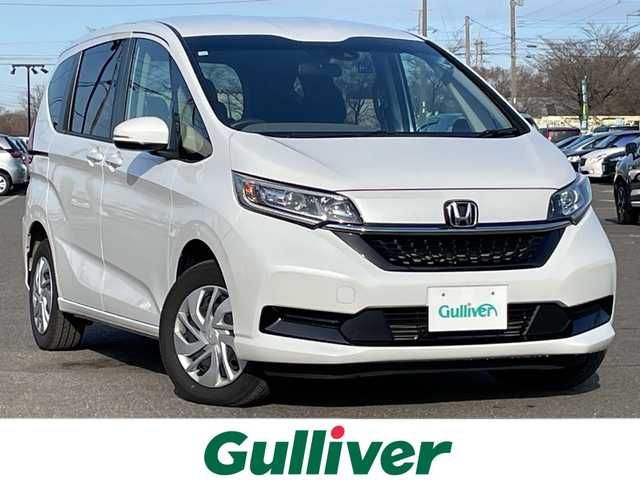 ホンダ フリード G 道央・札幌 2023(令5)年 2.9万km プラチナホワイトパール ４WD/社外メモリーナビ/AM/FM/BT/SD/CD/ワンセグ/ホンダセンシング/衝突被害軽減ブレーキ/横滑り防止装置/レーダークルーズコントロール/レーンキープアシスト/バックカメラ/コーナーセンサー/ビルトインETC/ドライブレコーダー/アイドリングストップ/ワイパーデアイサー/ECON/両側パワースライドドア/前席シートヒーター/ステアリングリモコン/プッシュスタート/スマートキー/LEDヘッドライト/オートライト/電動格納ミラー/ヒーテッドドアミラー/ウィンカーミラー/社外フロアマット/スペアキー/レンタカー登録