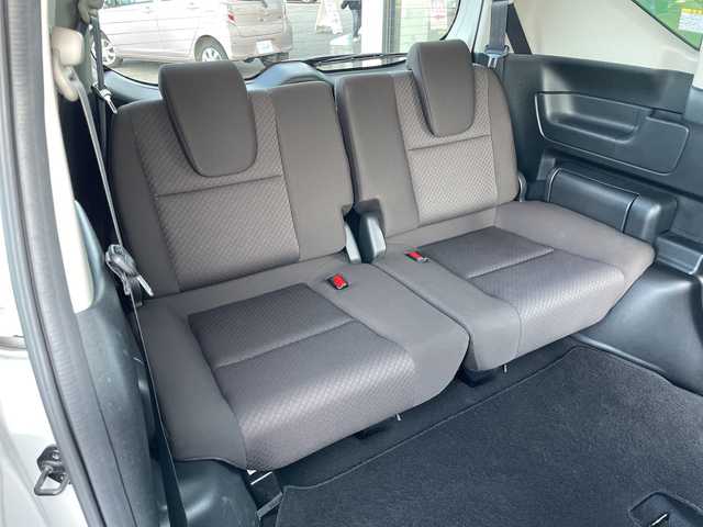 ホンダ フリード G 道央・札幌 2023(令5)年 2.9万km プラチナホワイトパール ４WD/社外メモリーナビ/AM/FM/BT/SD/CD/ワンセグ/ホンダセンシング/衝突被害軽減ブレーキ/横滑り防止装置/レーダークルーズコントロール/レーンキープアシスト/バックカメラ/コーナーセンサー/ビルトインETC/ドライブレコーダー/アイドリングストップ/ワイパーデアイサー/ECON/両側パワースライドドア/前席シートヒーター/ステアリングリモコン/プッシュスタート/スマートキー/LEDヘッドライト/オートライト/電動格納ミラー/ヒーテッドドアミラー/ウィンカーミラー/社外フロアマット/スペアキー/レンタカー登録