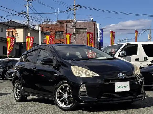 トヨタ アクア G ブラックソフトレザーセレ 熊本県 2013(平25)年 13.1万km ブラックマイカ 社外エアロ（F.S.R）/純正ナビ（NSZT-W62G）/【フルセグTV/Bluetooth再生/CD/DVD】/バックカメラ/レザーシート/社外16インチAW/ステアリングスイッチ/革巻きステアリング/オートライト/ETC/ドライブレコーダー（前後）/プッシュスタート