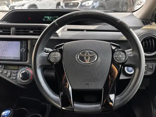 トヨタ アクア G ブラックソフトレザーセレ 熊本県 2013(平25)年 13.1万km ブラックマイカ 社外エアロ（F.S.R）/純正ナビ（NSZT-W62G）/【フルセグTV/Bluetooth再生/CD/DVD】/バックカメラ/レザーシート/社外16インチAW/ステアリングスイッチ/革巻きステアリング/オートライト/ETC/ドライブレコーダー（前後）/プッシュスタート