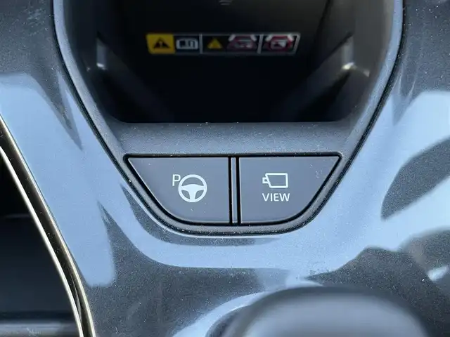 トヨタ クラウン スポーツ Z 千葉県 2024(令6)年 1.2万km プレシャスホワイトパール パノラミックガラスルーフ/黒レザーシート/パノラミックビューカメラ/純正12.3インチコネクテッドナビ/前席パワーシート/前席シートヒーター/前席シートベンチレーション/パワーバックドア/デジタルインナーミラー/パーキングアシスト/トヨタセーフティーセンス/・プリクラッシュセーフティー/・レーンキープアシスト/・パーキングサポートブレーキ/・ブラインドスポットモニター/・後方車両接近告知/・RCTA/・RDA/・RCD/・SEA/・AVSP/・RSA/アダプティブクルーズコントロール/スマートキー/ヘッドアップディスプレイ/前後コーナーセンサー/オートマチックハイビーム/AC100V1500W電源/ハンズフリー充電/純正21インチアルミホイール/純正LEDヘッドライト/ビルトインETC2.0/アイドリングストップ/本革巻きステアリング/サイド＆カーテンエアバッグ