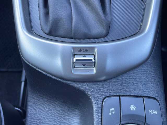 マツダ マツダ２ 15C 三重県 2020(令2)年 2.7万km アークティックホワイト 純正コネクテッドナビ/ＢＳＭ/車線逸脱警報/バックカメラ/社外ドライブレコーダー/社外ＥＴＣ/ＭＴモード付ＡＴ/パーキングセンサー/アイドリングストップ/横滑り防止/衝突被害軽減システム/盗難防止装備/ＬＥＤライト/オートライト/電動格納ミラー/Bluetooth接続/USB入力/AUX/禁煙車