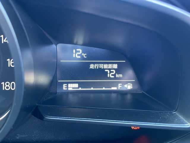 マツダ マツダ２ 15C 三重県 2020(令2)年 2.7万km アークティックホワイト 純正コネクテッドナビ/ＢＳＭ/車線逸脱警報/バックカメラ/社外ドライブレコーダー/社外ＥＴＣ/ＭＴモード付ＡＴ/パーキングセンサー/アイドリングストップ/横滑り防止/衝突被害軽減システム/盗難防止装備/ＬＥＤライト/オートライト/電動格納ミラー/Bluetooth接続/USB入力/AUX/禁煙車