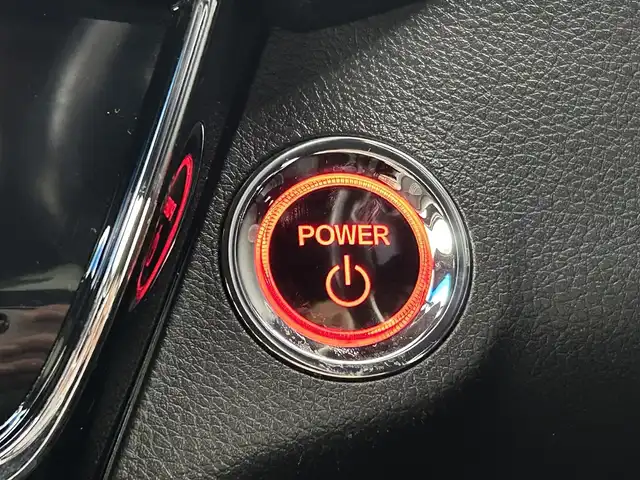 ホンダ ヴェゼル ハイブリッド RS ホンダセンシング 千葉県 2020(令2)年 5.7万km クリスタルブラックパール 禁煙車/ホンダセンシング/・衝突軽減ブレーキ/・先行車発進お知らせ/・路外逸脱毛抑制システム/・レーンキープアシスト/・レーダークルーズコントロール/純正８型メモリナビ/・型番：VXM-207VFEi/・CD/DVD/USB/HDMI/Bluetooth/フルセグTV/・バックカメラ/・ビルトインETC/革巻きステアリング/・ステアリングスイッチ/・パドルシフト/ハーフレザーシート/・DNシートヒーター/左右独立エアコン/純正フロアマット/純正１８インチAW/オートライト/・LEDヘッドライト/・LEDフォグランプ