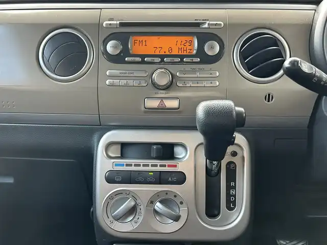 スズキ ラパン X 福岡県 2011(平23)年 9.8万km マルーンブラウンパール 純正オーディオ【CLCR10】/ (AM/FM/CD)/純正14インチAW/ETC/ベンチシート/電格ウインカーミラー/プッシュスタート/ドアバイザー/電源ソケット/社外フロアマット/スペアキー×1/保証書/取扱説明書