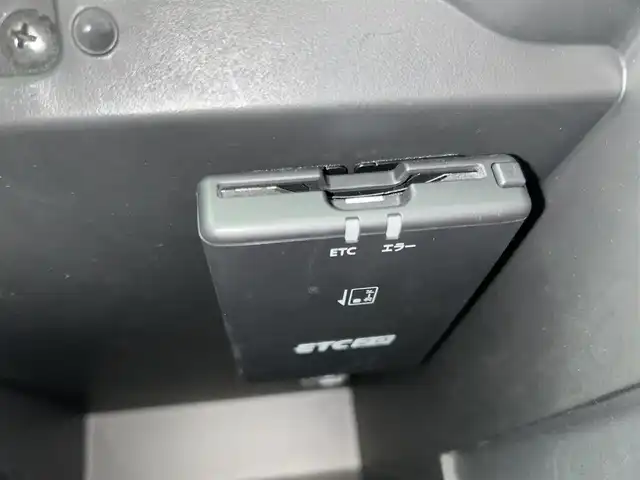 日産 ノート e－パワー X Vセレクション 福井県 2019(令1)年 6.9万km ブリリアントホワイトパール 純正ナビ/フルセグTV/アラウンドビューモニター/バックカメラ/前後障害物センサー/エマージェンシーブレーキ/車線逸脱警報/踏み間違え防止アシスト/LEDヘッドライト/インテリジェントルームミラー/スマートキー/プッシュスタート/純正ドライブレコーダー/ETC/禁煙車