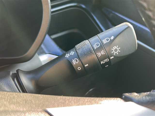 ダイハツ ムーヴ カスタム RS ハイパー SA 石川県 2015(平27)年 8万km パールホワイトⅢ 社外7インチナビ/（CD/DVD/SD/BT/フルセグTV）/ETC/バックカメラ/LEDヘッドライト/フォグランプ/ウィンカーミラー/スマートアシスト/ステアリングリモコン/パワーモード/ベンチシート/プッシュスタート/オートエアコン/純正フロアマット/ハーフレザーシート/純正15インチアルミホイール