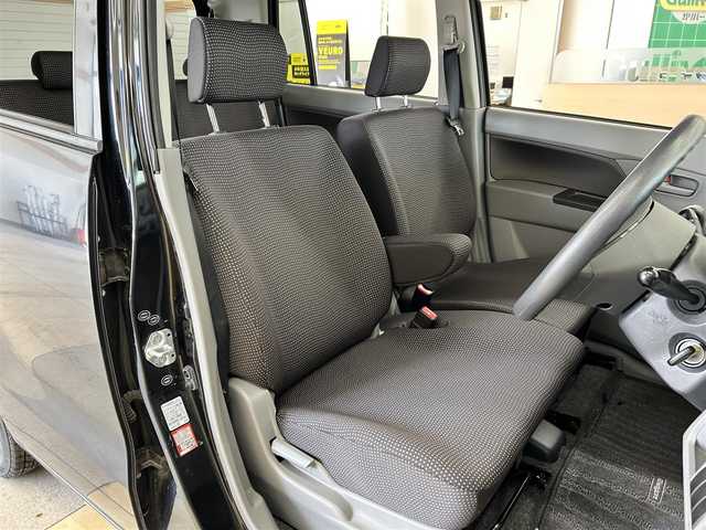 マツダ ＡＺ ワゴン XG 道央・札幌 2010(平22)年 2.7万km ブルーイッシュブラックパール3 ・4WD/・社外ナビ/ワンセグTV/DVD/CD/・ETC/・運転席ヒーター/・電格ミラー/・ミラーヒーター/・ドアバイザー/・ライトレベライザー/・夏タイヤ社外13インチAW積込