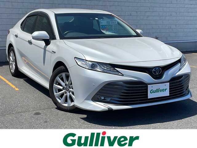 トヨタ カムリ G 茨城県 2020(令2)年 7万km プラチナホワイトパールマイカ 純正8型ディスプレイオーディオ/バックカメラ/ビルトインETC/ドライブレコーダー/レーダークルーズコントロール/インテリジェントクリアランスソナー/セーフティセンス/・プリクラッシュセーフティ/・レーンディパーチャーアラート/・オートマチックハイビーム/S-VSC/LEDヘッドランプ/本革巻きステアリング/運転席パワーシート/レザー調シートカバー付/純正17インチアルミホイール/スマートエントリー/スタートシステム/禁煙車