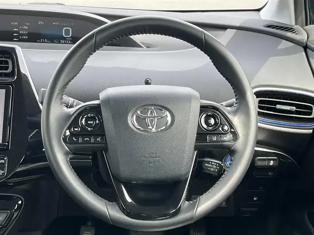 トヨタ プリウス Sツーリングセレクション 奈良県 2021(令3)年 2.7万km ブラッキッシュアゲハガラスフレーク 純正９インチナビ　/フルセグTＶ　/モデリスタエアロ　/ビルトインＥＴＣ　/ＡＡＣ　/追従型クルーズコントロール　/ＬＥＤヘッドライト　/ワンオーナー　/全方位カメラ　/ブラックレザーシート　/シートヒーター/トヨタセーフティーセンス/スマートキー/スペアキー有/横滑り防止装置/盗難防止装置/オートライト/オートマチックハイビーム/カーテンエアバッグ