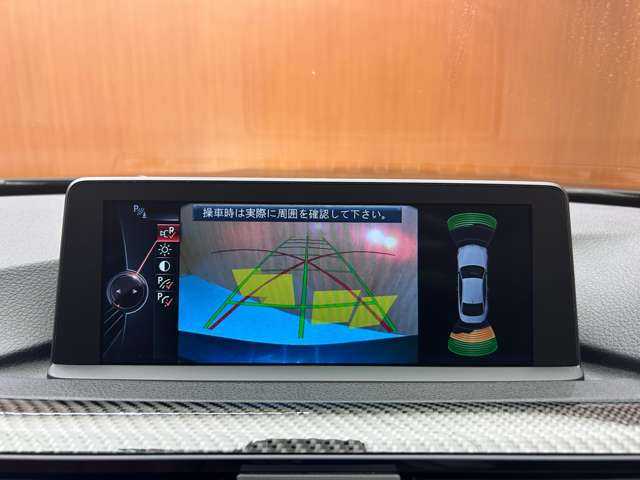 ＢＭＷ Ｍ４ クーペ 千葉県 2015(平27)年 4.4万km 黒 カーボンルーフ　/クルーズコントロール　/赤革　/ＨＵＤ　/ナビ　/ＴＶ　/Ｂカメラ　/コンフォートアクセス　/電動シート　/シートヒーター　/パークディスタンス　/衝突軽減Ｂ　/ＬＫＡ　/ＬＥＤヘッドライト　/ＥＴＣ　/禁煙車