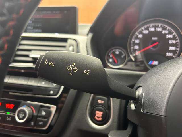 ＢＭＷ Ｍ４ クーペ 千葉県 2015(平27)年 4.4万km 黒 カーボンルーフ　/クルーズコントロール　/赤革　/ＨＵＤ　/ナビ　/ＴＶ　/Ｂカメラ　/コンフォートアクセス　/電動シート　/シートヒーター　/パークディスタンス　/衝突軽減Ｂ　/ＬＫＡ　/ＬＥＤヘッドライト　/ＥＴＣ　/禁煙車