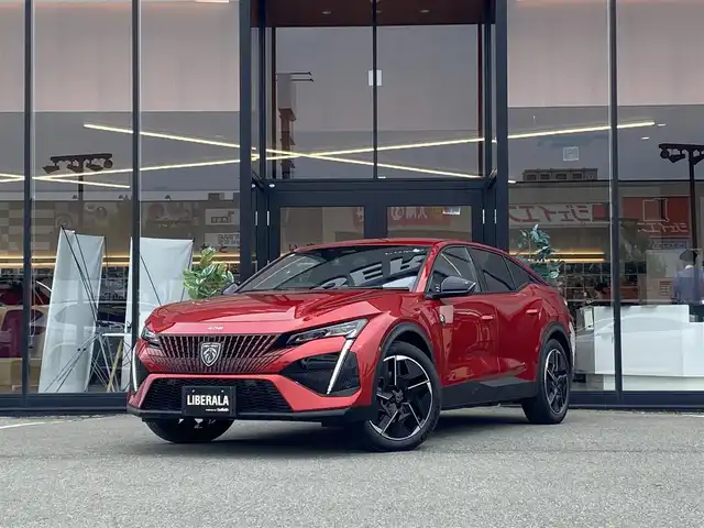 プジョー プジョー ４０８ GT ハイブリッド 福岡県 2023(令5)年 1.3万km 赤 ・1オーナー/・アクティブクルーズコントロール/・純正メモリーナビ/USB/Bluetooth/AppleCarPlay/・全方位カメラ/・ハーフレザーシート/シートヒーター/・社外ドライブレコーダー/・ETC/・純正19AW/・プッシュスタート/・パーキングアシスト/・スマートキー/・パワーシート/・レーンキープアシスト/・オートライト/・LEDライト/・デジタルインナーミラー/・ワイヤレス充電/・保証書