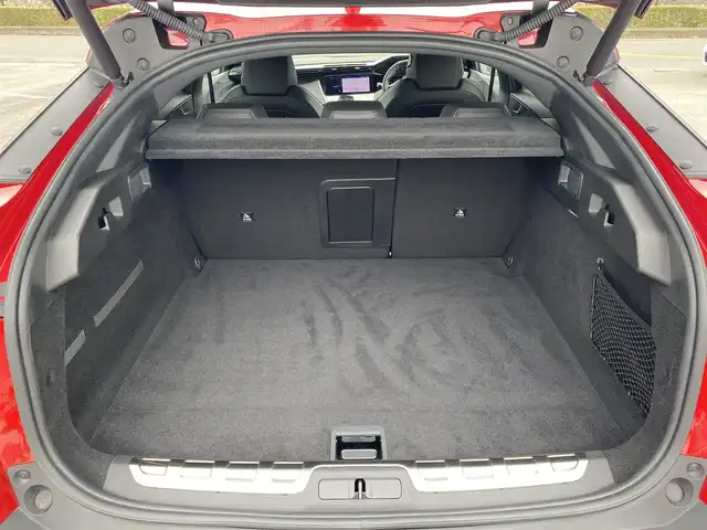 プジョー プジョー ４０８ GT ハイブリッド 福岡県 2023(令5)年 1.3万km 赤 ・1オーナー/・アクティブクルーズコントロール/・純正メモリーナビ/USB/Bluetooth/AppleCarPlay/・全方位カメラ/・ハーフレザーシート/シートヒーター/・社外ドライブレコーダー/・ETC/・純正19AW/・プッシュスタート/・パーキングアシスト/・スマートキー/・パワーシート/・レーンキープアシスト/・オートライト/・LEDライト/・デジタルインナーミラー/・ワイヤレス充電/・保証書