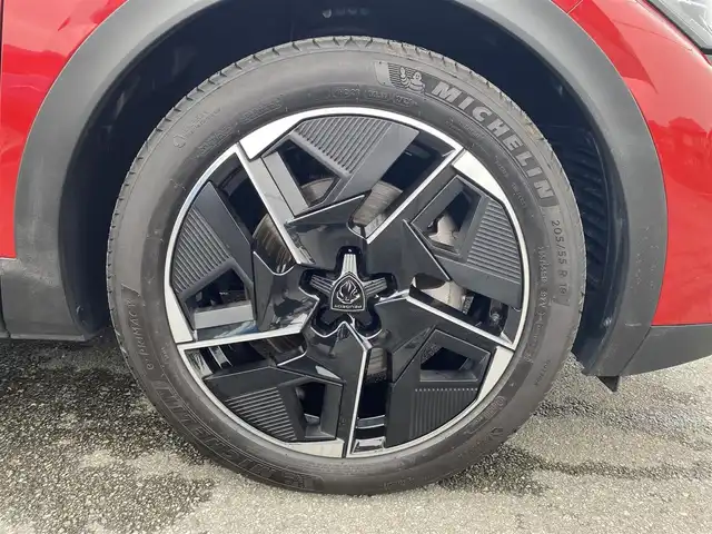 プジョー プジョー ４０８ GT ハイブリッド 福岡県 2023(令5)年 1.3万km 赤 ・1オーナー/・アクティブクルーズコントロール/・純正メモリーナビ/USB/Bluetooth/AppleCarPlay/・全方位カメラ/・ハーフレザーシート/シートヒーター/・社外ドライブレコーダー/・ETC/・純正19AW/・プッシュスタート/・パーキングアシスト/・スマートキー/・パワーシート/・レーンキープアシスト/・オートライト/・LEDライト/・デジタルインナーミラー/・ワイヤレス充電/・保証書