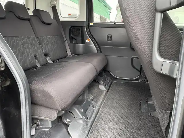 トヨタ ルーミー カスタムG 徳島県 2018(平30)年 5.5万km ブラックマイカメタリック SDナビ　NSCD-W66/　AM/FM/BT/CD/ワンセグ/SD/AUX/ビルトインETC2.0/バックカメラ/クルーズコントロール/アイドリングストップ/両側電動スライドドア/前後コーナーセンサー/スマートキー/プッシュスタート/純正フロアマット/ドアバイザー/オートライト/オートマチックハイビーム/LEDヘッドライト/フォグライト/取扱説明書/新車時保証書