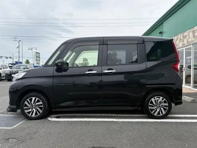 トヨタ ルーミー カスタムG 徳島県 2018(平30)年 5.5万km ブラックマイカメタリック SDナビ　NSCD-W66/　AM/FM/BT/CD/ワンセグ/SD/AUX/ビルトインETC2.0/バックカメラ/クルーズコントロール/アイドリングストップ/両側電動スライドドア/前後コーナーセンサー/スマートキー/プッシュスタート/純正フロアマット/ドアバイザー/オートライト/オートマチックハイビーム/LEDヘッドライト/フォグライト/取扱説明書/新車時保証書