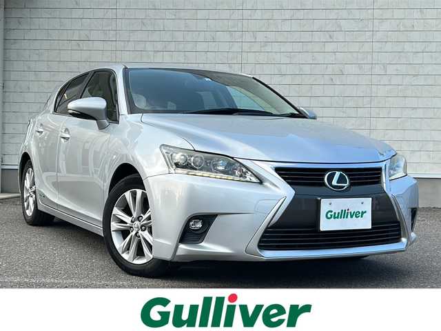 レクサス ＣＴ 200h バージョンC 福島県 2014(平26)年 9.4万km プラチナムシルバーメタリック 純正７型ナビ　バックＣ　フルセグＴＶ　ＢＴ　ＥＴＣ　クルコン　前席シートヒーター　デュアルＡＡＣ　前後ドラレコ　パドルシフト　ステリモ　ＬＥＤ　オートライト　フォグ　ＴＲＣ　カードキー　スペアキー