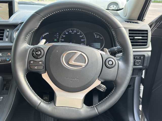 レクサス ＣＴ 200h バージョンC 福島県 2014(平26)年 9.4万km プラチナムシルバーメタリック 純正７型ナビ　バックＣ　フルセグＴＶ　ＢＴ　ＥＴＣ　クルコン　前席シートヒーター　デュアルＡＡＣ　前後ドラレコ　パドルシフト　ステリモ　ＬＥＤ　オートライト　フォグ　ＴＲＣ　カードキー　スペアキー