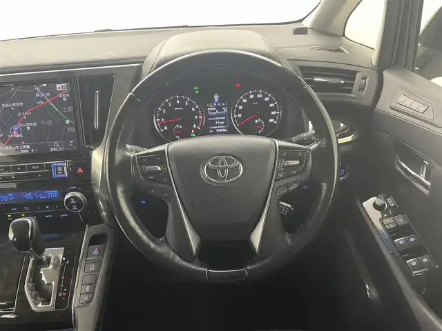 トヨタ アルファード S Cパッケージ 埼玉県 2016(平28)年 4.2万km ラグジュアリーホワイトパールクリスタルシャインガラスフレーク 社外ナビ/Bluetooth/両側パワースライドドア/クルーズコントロール/バックカメラ/ドライブレコーダー/コーナーセンサー/フルセグTV/純正16インチアルミホイール/純正フロアマット/パワーステアリング/パワーウィンドウ/ETC