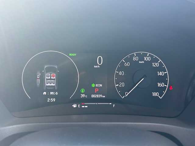 ホンダ ヴェゼル ハイブリッド e:HEV Z 静岡県 2024(令6)年 0.3万km クリスタルブラックパール ワンオーナー/純正9インチディスプレイオーディオナビ/（AM/FM/BT/Applecarplay/androidauto)/フルセグTV/バックカメラ/パワーバックドア/前席シートヒーター/ハーフレザーシート/レーダークルーズコントロール/ビルトインETC2.0/スマートキー/スペアキー×1/プッシュスタート/パドルシフト/電動パーキングブレーキ/オートホールド/純正18インチアルミホイール/ブラインドスポットモニター/ホンダセンシング/衝突被害軽減ブレーキ/レーンキープアシスト/横滑り防止装置/置くだけ充電/ダウンヒルアシストコントロール/LEDヘッドライト/シーケンシャルターンランプ/保証書/取扱説明書