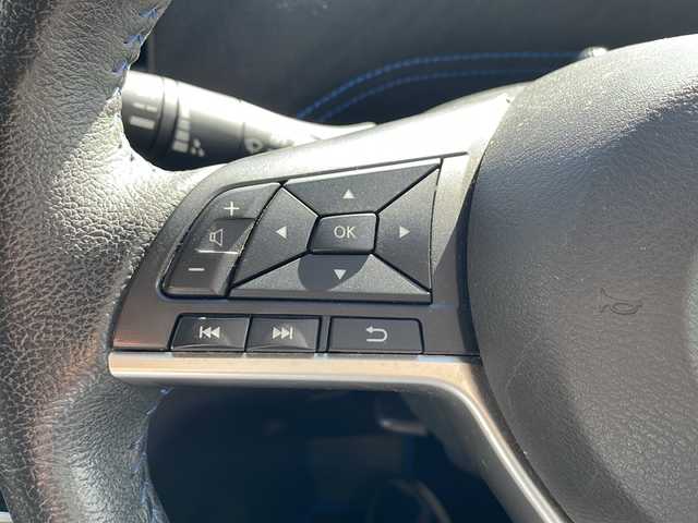 日産 セレナ e－パワー オーテック 沖縄県 2018(平30)年 7.3万km ダイヤモンドブラック 純正ナビ・Bluetooth・TV・CD・DVD/フリップダウンモニター/両側パワースライドドア/全方位カメラ/ドライブレコーダー/ETC/全方位カメラ/シートヒーター/プロパイロット/デジタルインナーミラー/ステアリングヒーター/ステアリングスイッチ/オートホールド/電子サイドブレーキ/純正アルミ/コーナーセンサー/LEDヘッドライト
