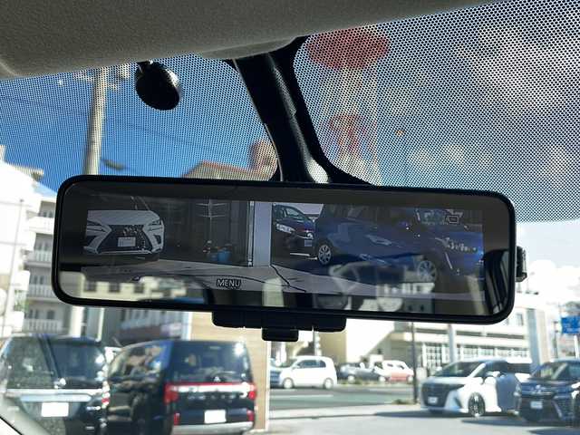日産 セレナ e－パワー オーテック 沖縄県 2018(平30)年 7.3万km ダイヤモンドブラック 純正ナビ・Bluetooth・TV・CD・DVD/フリップダウンモニター/両側パワースライドドア/全方位カメラ/ドライブレコーダー/ETC/全方位カメラ/シートヒーター/プロパイロット/デジタルインナーミラー/ステアリングヒーター/ステアリングスイッチ/オートホールド/電子サイドブレーキ/純正アルミ/コーナーセンサー/LEDヘッドライト